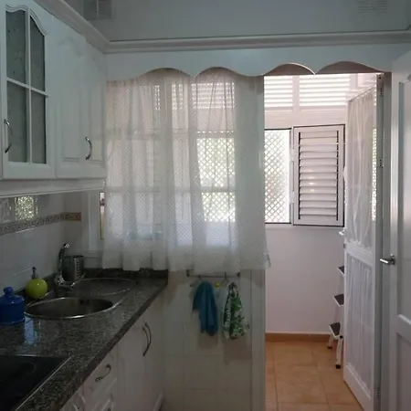 Quiet Apartament With Terrace And Pool